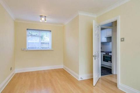 1 bedroom apartment for sale, Portland House Mews, Ashley Road, Epsom