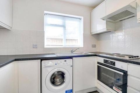 1 bedroom apartment for sale, Portland House Mews, Ashley Road, Epsom