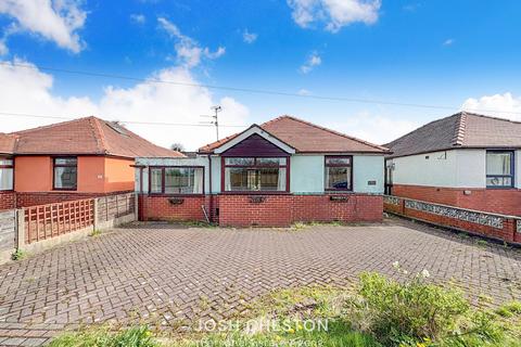 3 bedroom detached bungalow for sale, Rochdale Road, Oldham, OL2