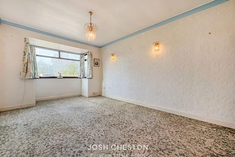 3 bedroom detached bungalow for sale, Rochdale Road, Oldham, OL2