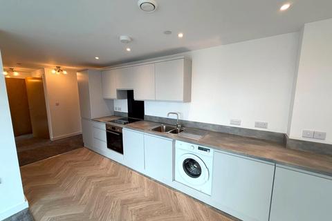 2 bedroom apartment to rent, Willow Court, Salford M6