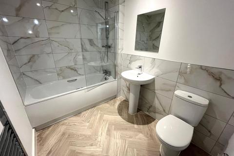 2 bedroom apartment to rent, Willow Court, Salford M6