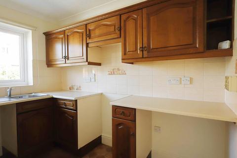 2 bedroom end of terrace house for sale, Heritage Court, Glastonbury