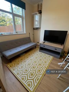 3 bedroom semi-detached house to rent, Princess Avenue, Nottingham, NG9