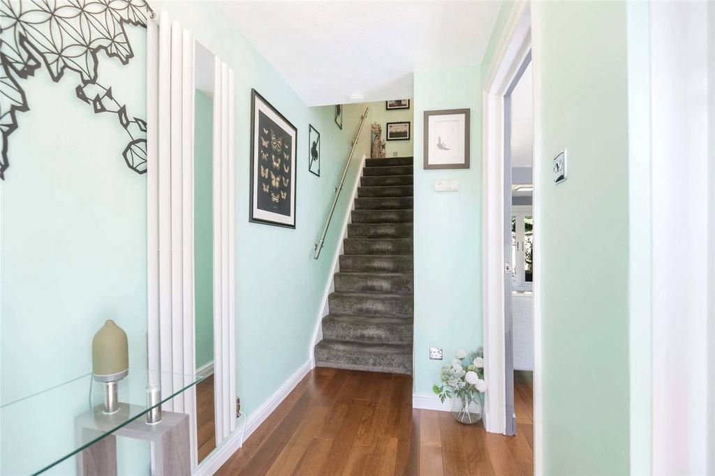 House in Rutherglen, Burnside - View 2