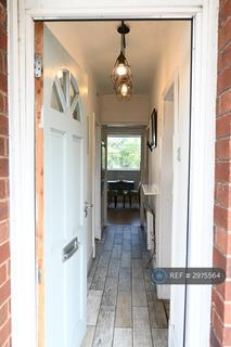 1 bedroom maisonette to rent, Parrs Wood Court, Manchester, M20