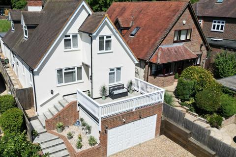 4 bedroom detached house for sale, Millshot Drive, Amersham, HP7