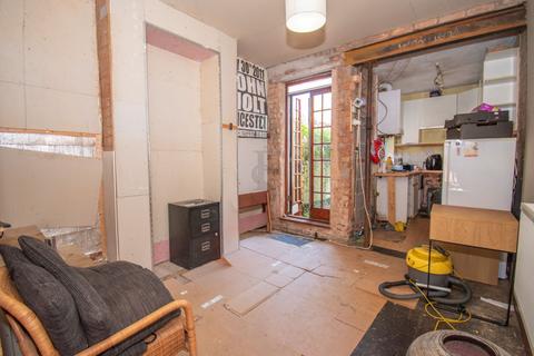 2 bedroom terraced house for sale, Oxford Road, Clarendon Park