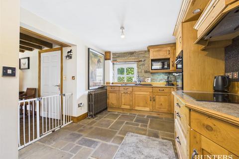 4 bedroom equestrian property for sale, Ivory & Farthing Cottage, Penny Lane, Satley