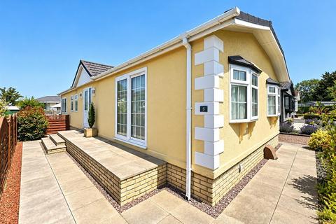 undefined, Overbury Way, Broadway