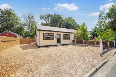 2 bed bungalow for rent in Gerosa Avenue, Winwick, WA2
