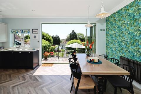 5 bedroom detached house for sale, Courtney Road, Bristol