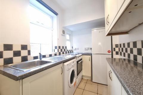 2 bedroom terraced house for sale, Edward Road, Clarendon Park, Leicester