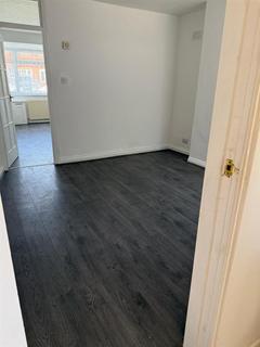 1 bedroom flat to rent, Belmont Road, Wolverhampton