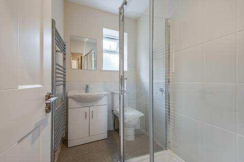 2 bedroom flat to rent, Bucklersbury, Hitchin, Hertfordshire, SG5