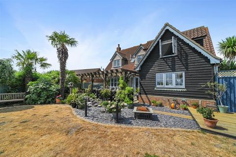 4 bedroom detached house for sale, Church Lane, Brantham, Manningtree