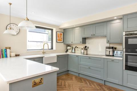 3 bedroom house for sale, Avenue Road, Beckenham, Kent, BR3