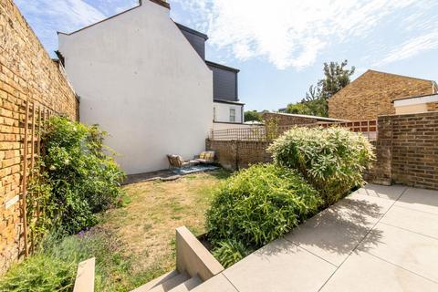 3 bedroom house for sale, Avenue Road, Beckenham, Kent, BR3