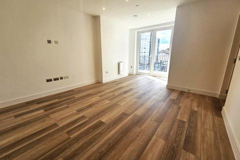 1 bed flat/apartment for rent in High Street, Aldershot