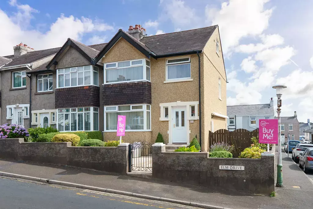 4 bedroom end of terrace house for sale - Aanzicht 6