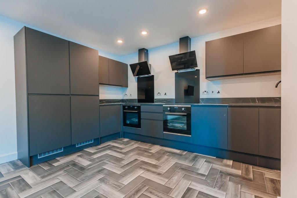 House in Broxtowe, Nottinghamshire - View 2