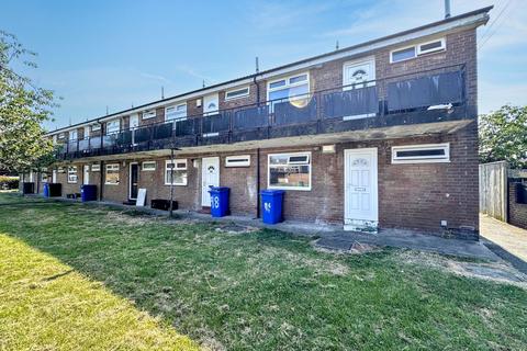 1 bedroom apartment for sale, Holystone Avenue, Newsham Farm , Blyth, Northumberland, NE24 4QZ