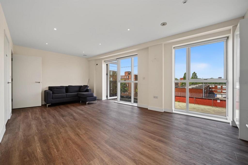 Kitchen/Reception