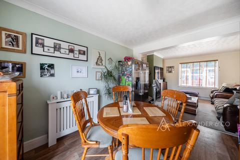3 bedroom terraced house for sale, Englands Lane, Bedfordshire LU5