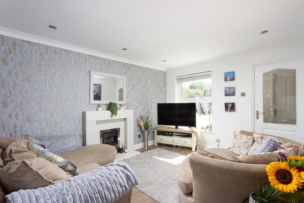 House in York, Clifton Moor, Clifton Without - View 4