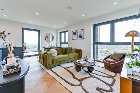 2 bedroom flat for sale, Woodberry Down, Finsbury Park N4
