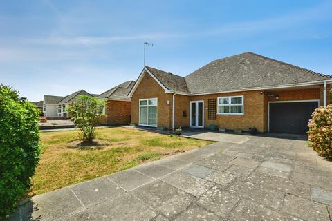 2 bedroom detached bungalow for sale, Beresford Avenue, Skegness
