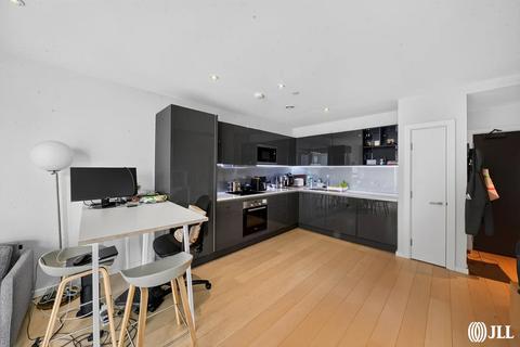 1 bedroom apartment for sale, Cassia Point, Glasshouse Gardens, London, E20