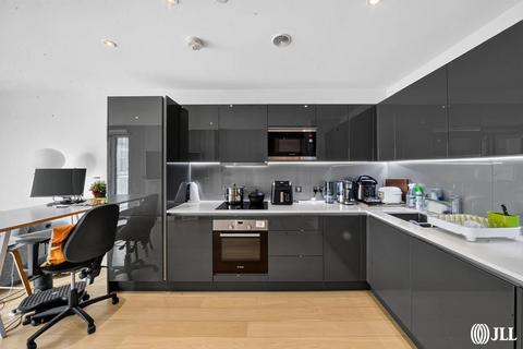 1 bedroom apartment for sale, Cassia Point, Glasshouse Gardens, London, E20