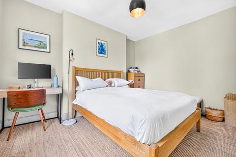 2 bedroom terraced house to rent, Canonbury Road, Canonbury, Islington, London, N1
