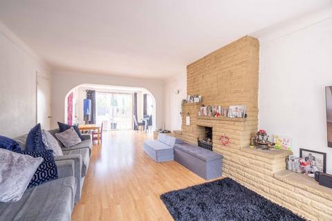4 bedroom detached house for sale, Ashcroft Drive, Denham UB9