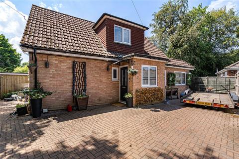 4 bedroom detached house for sale, The Covert, Farnborough GU14
