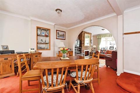 3 bedroom semi-detached house for sale, Yorktown Road, College Town, Sandhurst
