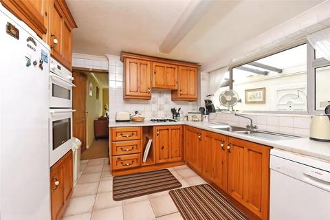 3 bedroom semi-detached house for sale, Yorktown Road, College Town, Sandhurst
