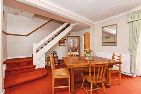 3 bedroom semi-detached house for sale, Yorktown Road, College Town, Sandhurst