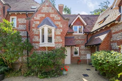 3 bedroom retirement property for sale, Florence Court, Wilton, Salisbury, Wiltshire, SP2