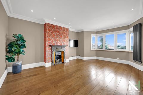 2 bedroom maisonette to rent, Hale Lane, London NW7