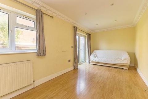 3 bedroom detached house for sale, The Drive, Langley SL3