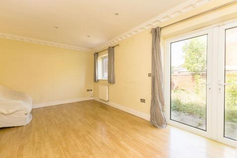 3 bedroom detached house for sale, The Drive, Langley SL3