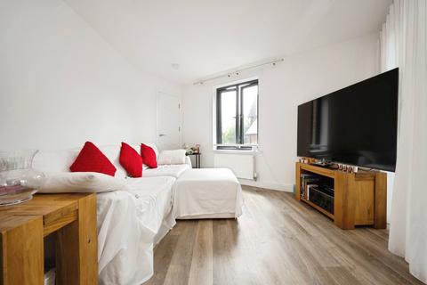 2 bedroom flat for sale, Linden Road, Bedford, Bedfordshire, MK40