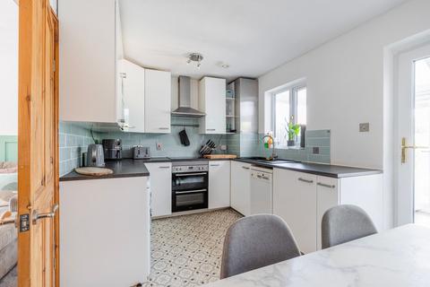 2 bedroom terraced house for sale, Airedale Close, Norwich