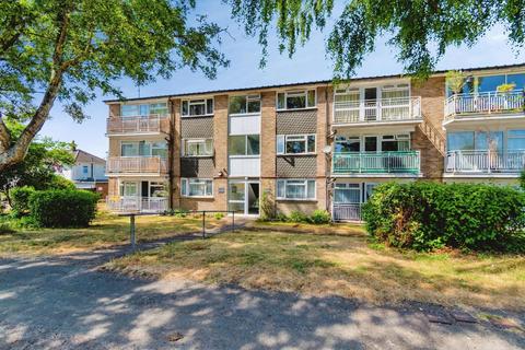 2 bedroom flat for sale, Fraser Road, Kings Worthy, Winchester, Hampshire, SO23