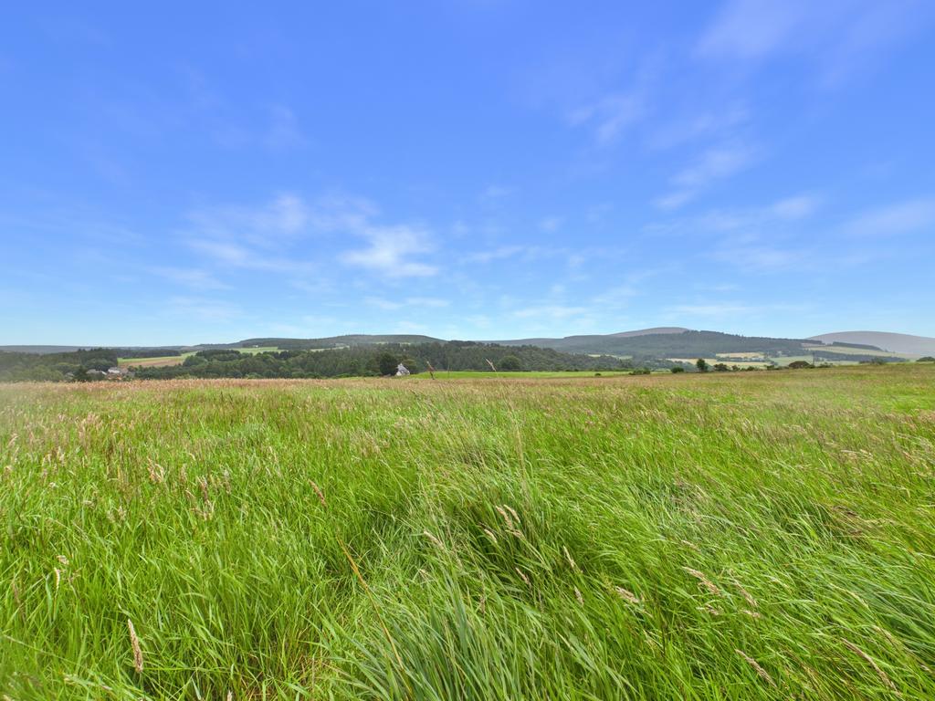 Tombain Farm, Aberlour, Moray - View 3