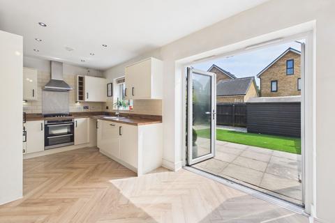 3 bedroom end of terrace house for sale, Garland Avenue, Locking Parklands, Weston-Super-Mare, BS24