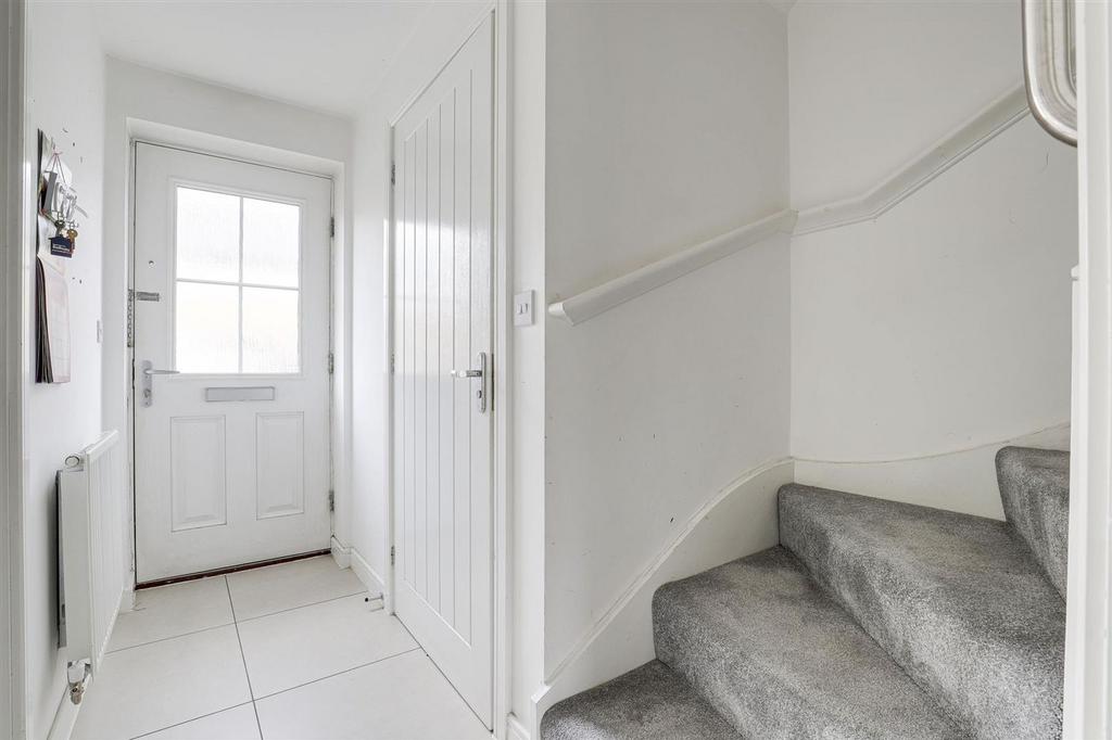 House in Nottingham, Beechdale - More