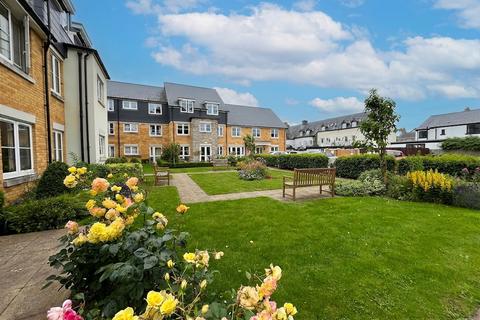 1 bedroom flat for sale, 15 De Clare Lodge, Cowbridge, Vale of Glamorgan CF71 7FR